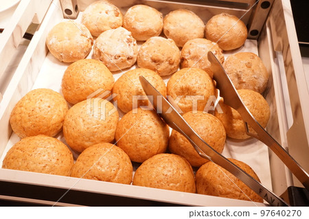 圓麵包卷 97640270