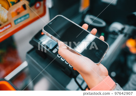 making mobile payments from pos device via mobile phone making mobile payments from pos device via mobile phone 97642907