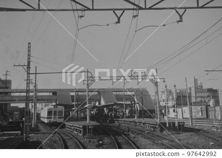 Odakyu Hon-Atsugi Station, before the elevation, January 3, 1973, taken from the NSE observatory. 97642992