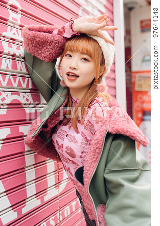 加侖時尚女孩 97644148