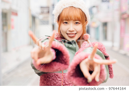 加侖時尚女孩 加侖時尚女孩 97644164