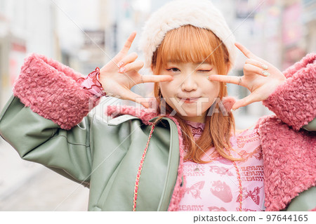 加侖時尚女孩 97644165