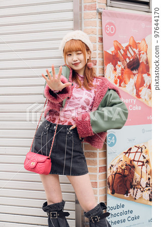 加侖時尚女孩 97644170