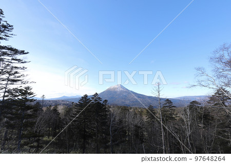 冬季從雙岳台眺望的雄寒山和雌寒山 97648264