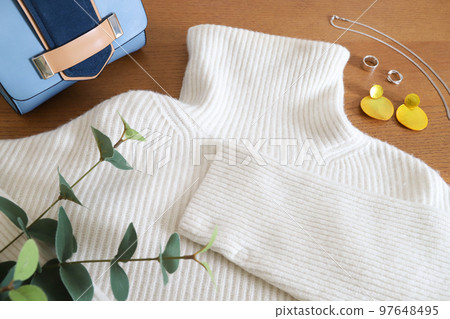 knitted winter clothes 97648495