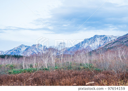 Nagano Tsugaike Nature Park Hakuba Sanzan 97654159