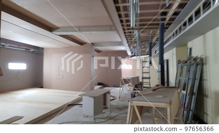 Indoor golf course construction, carpentry, lumber, work Indoor golf course construction, carpentry, lumber, work 97656366