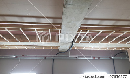 Indoor golf course construction, carpentry, lumber, work Indoor golf course construction, carpentry, lumber, work 97656377