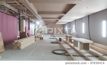 室內高爾夫球場建設、木工、木材、工作 97656414