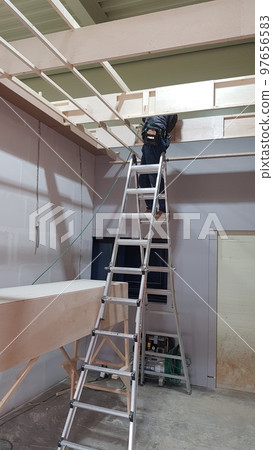 Carpenter, carpentry, wood, ceiling, gypsum board, finishing 97656583