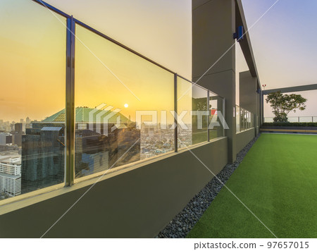 Noble Revolve Ratchada 2 Rooftop / Bangkok, Thailand Noble Revolve Ratchada 2 Rooftop / Bangkok, Thailand 97657015
