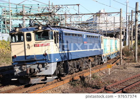 EF65 type 2000 series electric locomotive 97657374