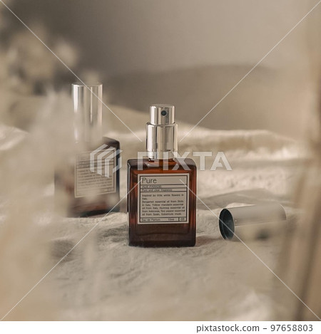 Perfume with a natural image (cold colors) 97658803