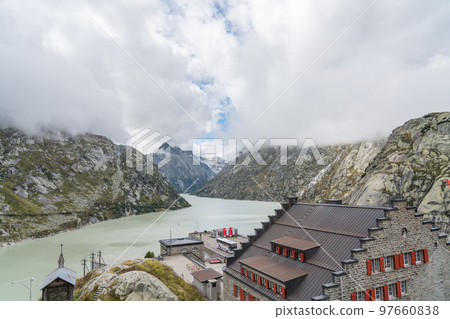格里姆瑟爾湖 / 格里姆瑟爾醫院 格里姆瑟爾湖 / 格里姆瑟爾醫院 97660838