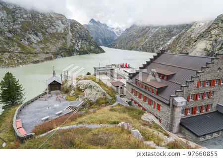 格里姆瑟爾湖 / 格里姆瑟爾醫院 格里姆瑟爾湖 / 格里姆瑟爾醫院 97660855