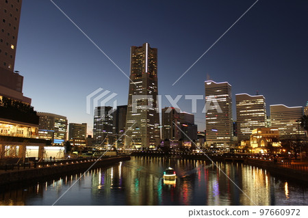 Yokohama Minato Mirai night view at dusk Yokohama City Kanagawa Prefecture Yokohama Minato Mirai night view at dusk Yokohama City Kanagawa Prefecture 97660972
