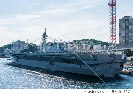 Fleet Week escort ship "Izumo" Fleet Week escort ship "Izumo" 97661247
