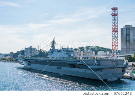 Fleet Week escort ship "Izumo" Fleet Week escort ship "Izumo" 97661248