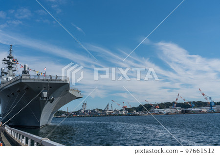 Fleet Week escort ship "Hyuga" Fleet Week escort ship "Hyuga" 97661512