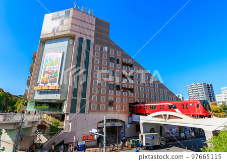 Tokyo Bunkyo Ward Metro M (Tokyo Metro Korakuen Station) 97665115