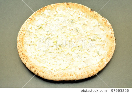 Frozen pizza 97665266