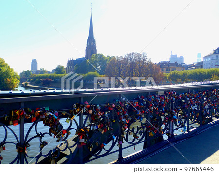 germany frankfurt iron bridge 97665446