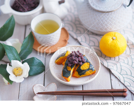 Cooking to eat at the winter solstice Pumpkin at the winter solstice 97667047