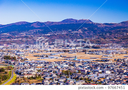 (靜岡縣)從伊豆之國守山展望台看到的田方平原街景 (靜岡縣)從伊豆之國守山展望台看到的田方平原街景 97667451