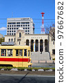 愛知縣豐橋市豐橋鐵道（有軌電車）和豐橋市政府及公會堂 97667682