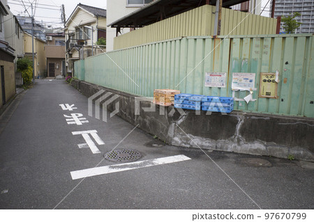 街角垃圾收集 街角垃圾收集 97670799