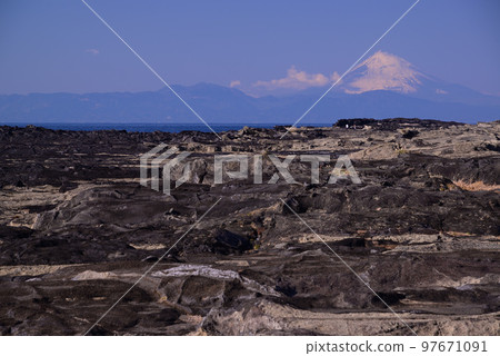 三浦半島最南端的城島——冬天的海 三浦半島最南端的城島——冬天的海 97671091