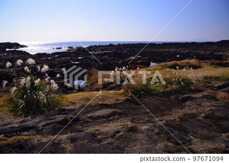 三浦半島最南端的城島——冬天的海 97671094