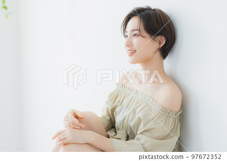 Beauty image Short hair woman 97672352