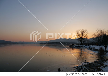 Winter head Winter head 97672671