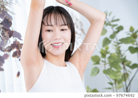 woman with tattoo woman with tattoo 97674692