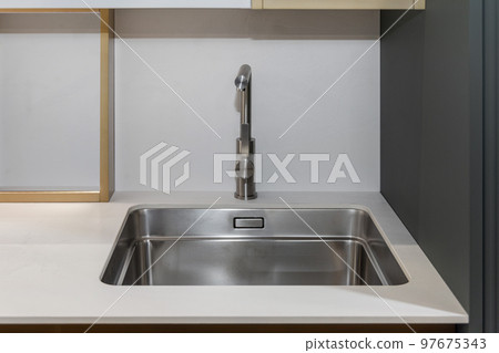 Stainless Steel Kitchen Sink 97675343