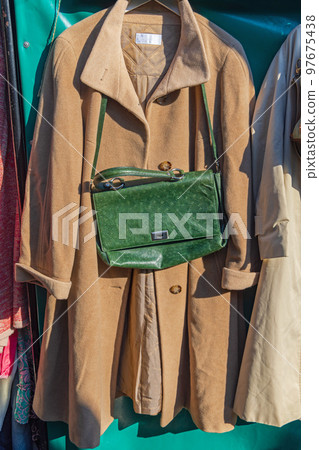 Winter Coat Ostrich Purse 97675438