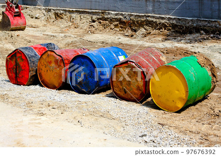 Barrels 97676392