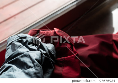 winter coat with a internal liner and snap to keep it in place. winter coat with a internal liner and snap to keep it in place. 97676984