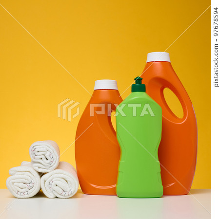Twisted rags for mopping floors and plastic bottles for chemical liquid products, gel 97678594