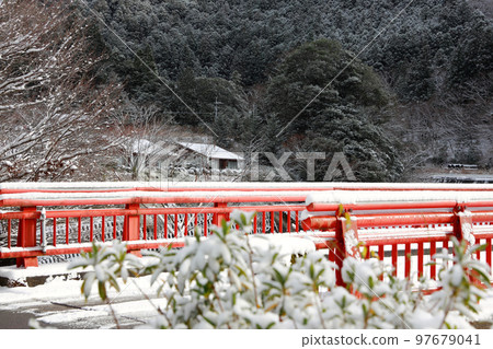 雪中的別風峽 97679041