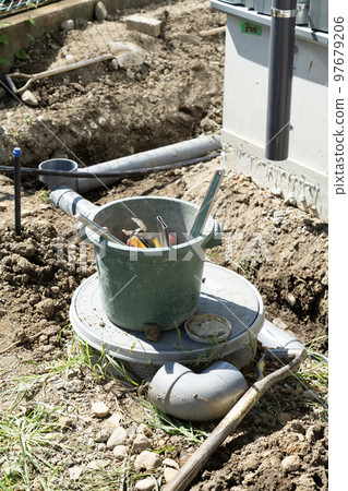 化糞池周圍管道 97679206