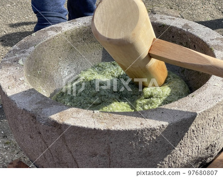 麻糬艾蒿麻糬 麻糬艾蒿麻糬 97680807