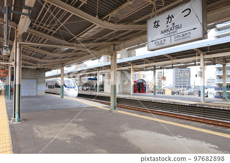 Scenery between Kutsuami Station and Nakatsu Station on the Nippo Main Line (Summer 2022) 97682898