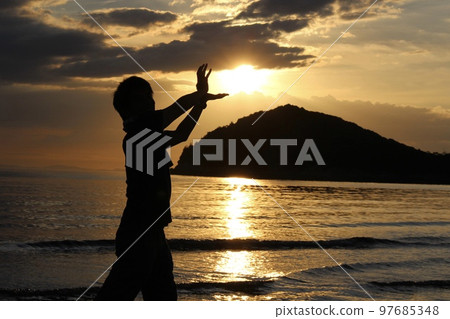 play with the sun play with the sun 97685348