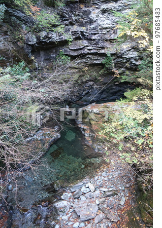 Shirakura Gorge Part 1 Shirakura Gorge Part 1 97685483