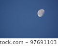 Sleeping moon (age 17.8) 97691103