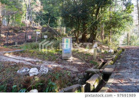 比叡山的雲母坡登山口(京都環山路) 比叡山的雲母坡登山口(京都環山路) 97691989