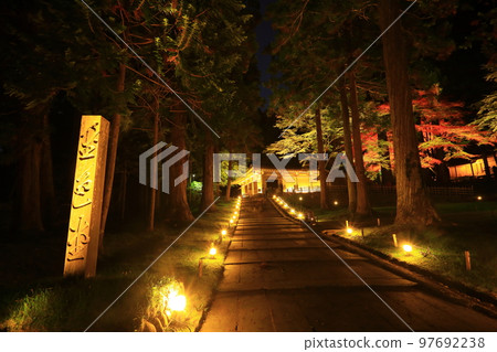 世界遺產中尊寺紅葉燈飾 世界遺產中尊寺紅葉燈飾 97692238