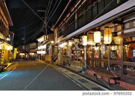 [洞川溫泉洞川（夜）] 奈良縣吉野郡天川村洞川 97693202